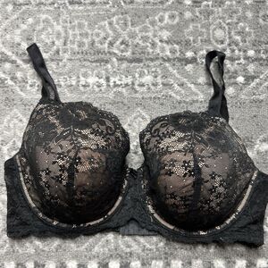 Victoria's Secret Black Lace ANGELS Lined Demi Bra Size 38DD Classic Sexy
